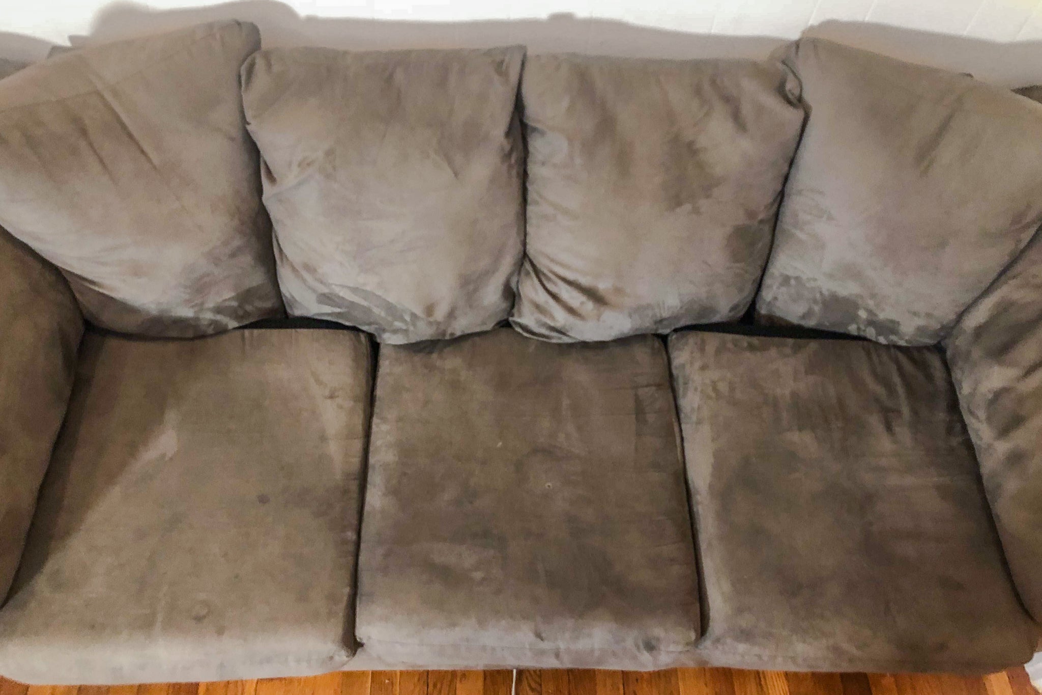 Make Your Upholstery Spotless And Glorofied By Our Superior Techniques