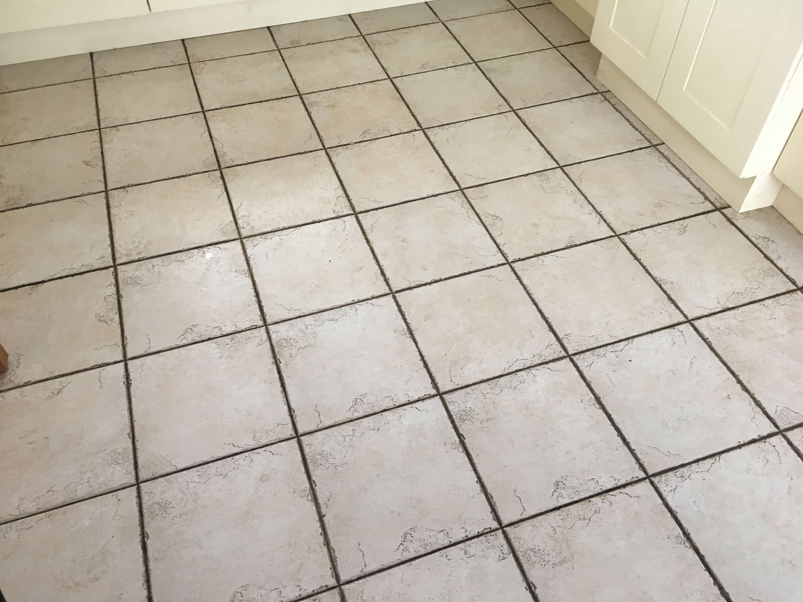 Unlocking The Big Secret: Tips to Maintain a Clean Tile and Grout Floor